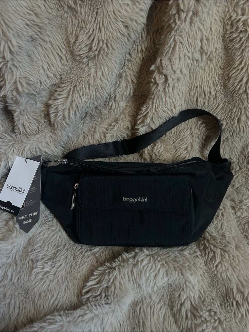 Baggallini Belt Bag Black Modern Everywhere Waistpack Sling Fanny Pack